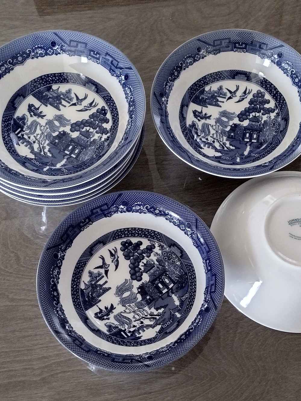 Johnson Brothers Blue and White Willow Pattern Soup Bowls - Set of 8